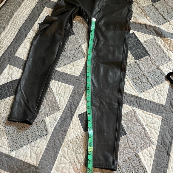 Spanx faux leather black‎ leggings women’s size large - Picture 8 of 9
